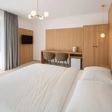 Eden Jakuzzi, Sauna Appart hôtel Rozewie